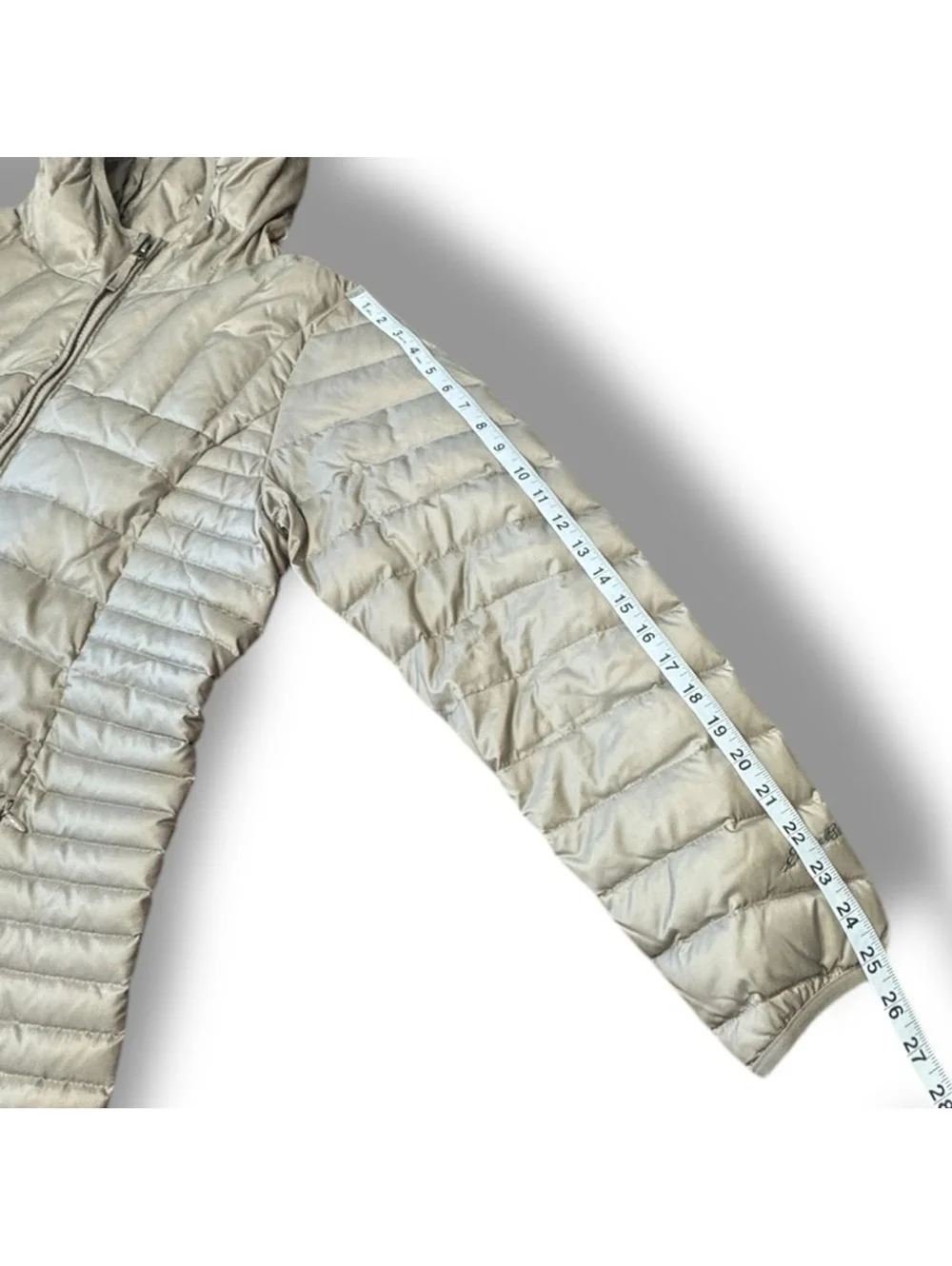 Eddie Bauer Champagne 80% Down Puffer Coat Preppy Quilted Winter Women’s Sz L